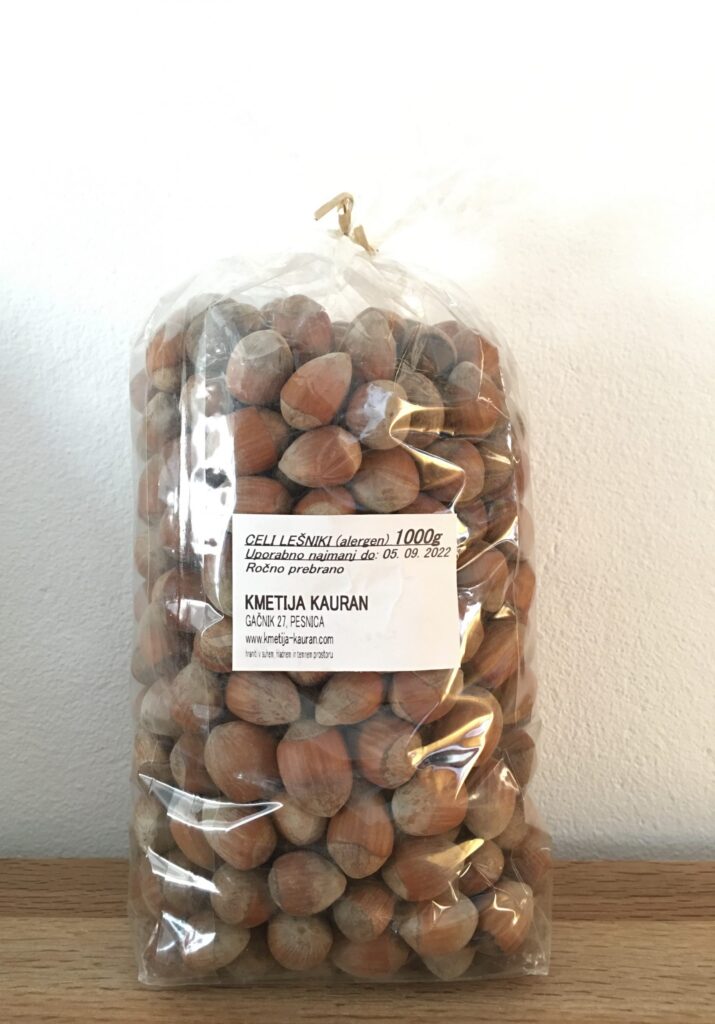 Lešniki v lupini